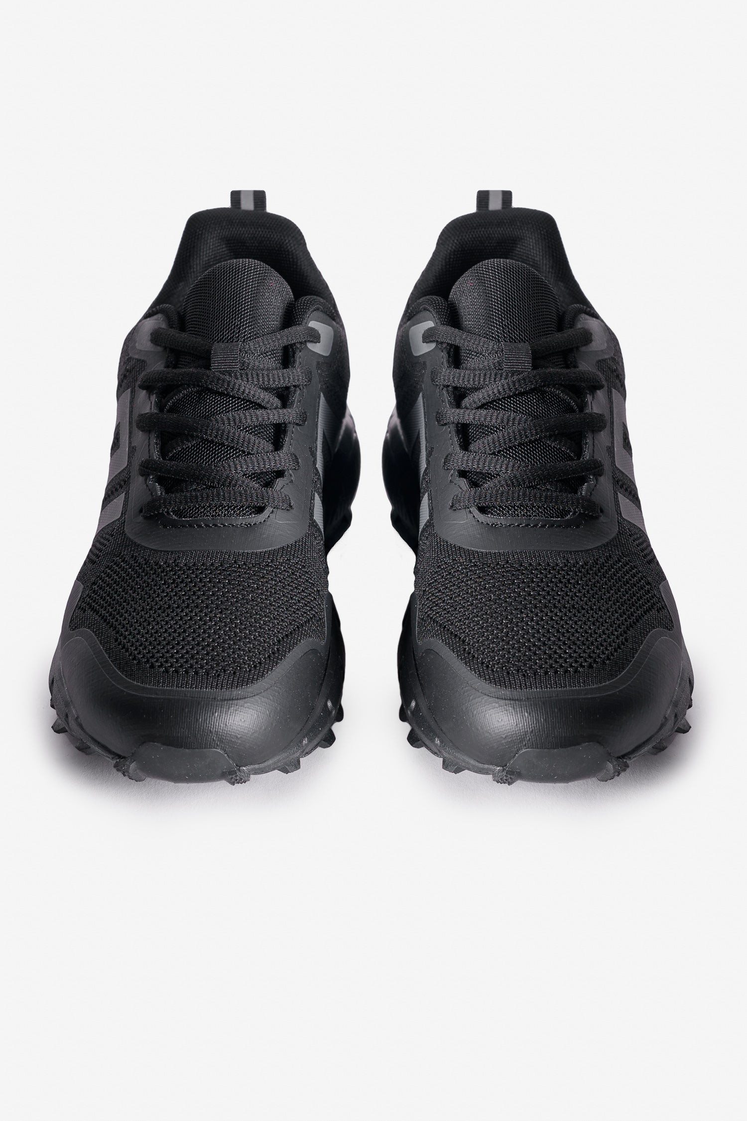 Zapatilla Hombre Negro Coney Chinitown Apóstol